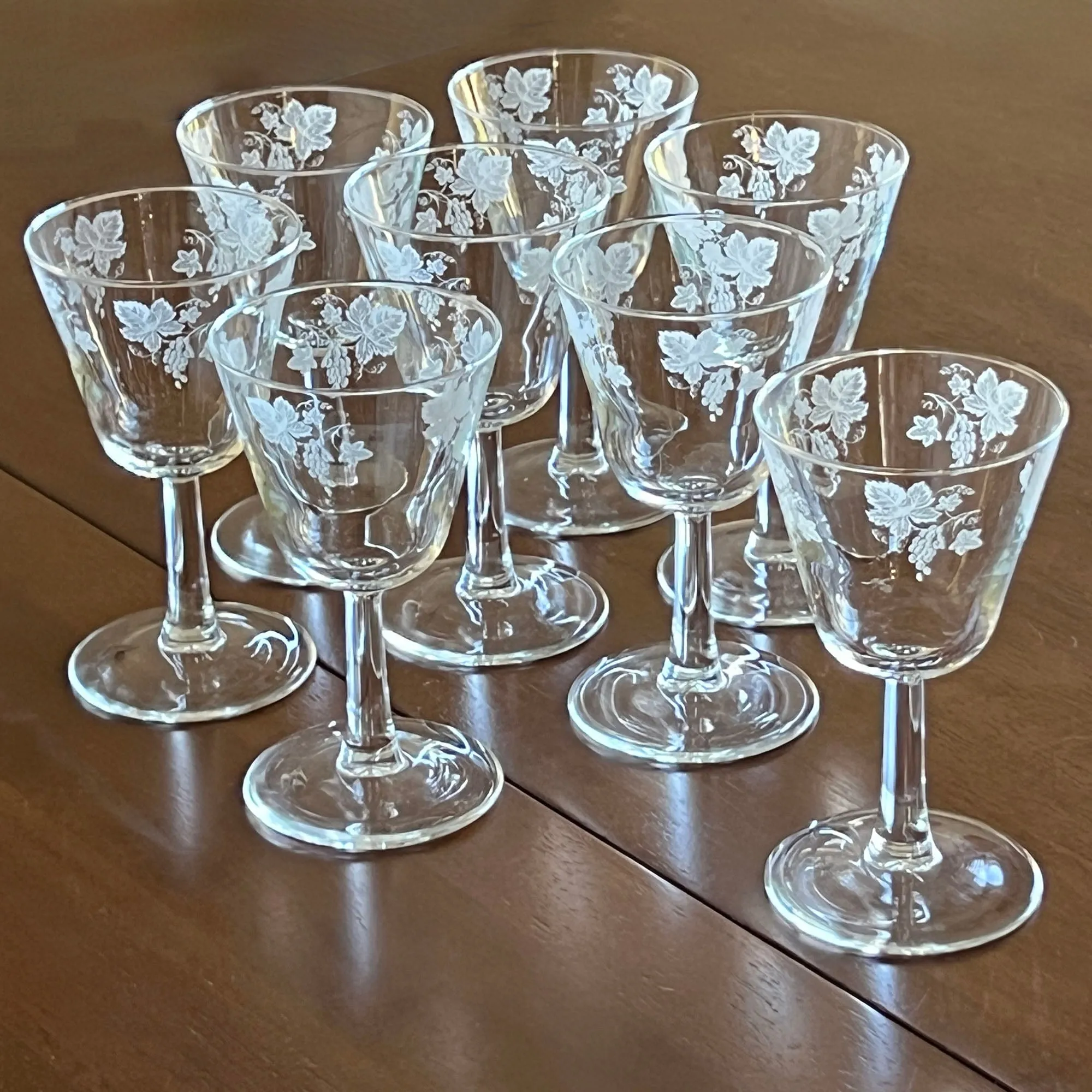 1940s JAVIT Etched Crystal Wine Goblets - 5.25" - Set of 8 - RARE FIND