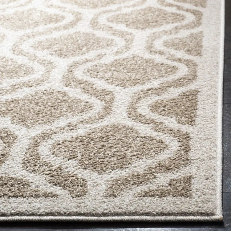 Amherst 5' x 8' Indoor/Outdoor Woven Area Rug - Wheat/Beige